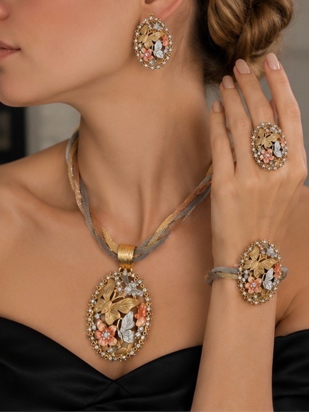 Floral Multitone Gold-Plated Pendant Necklace & Earring Set by